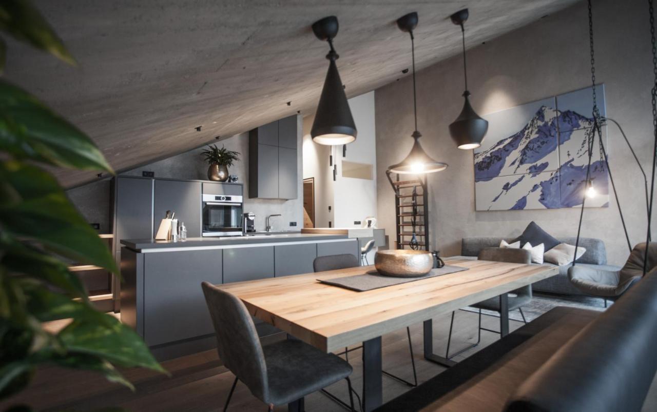 Glanz & Glory Appartements Laengenfeld Exterior foto